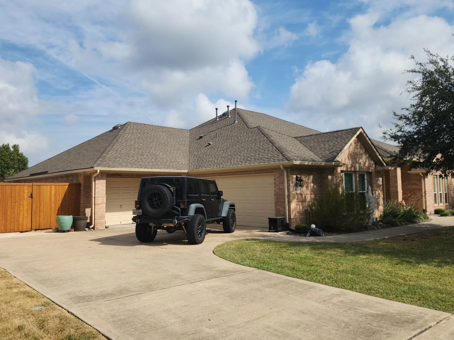 Finished roof by Driftwood Builders Roofing