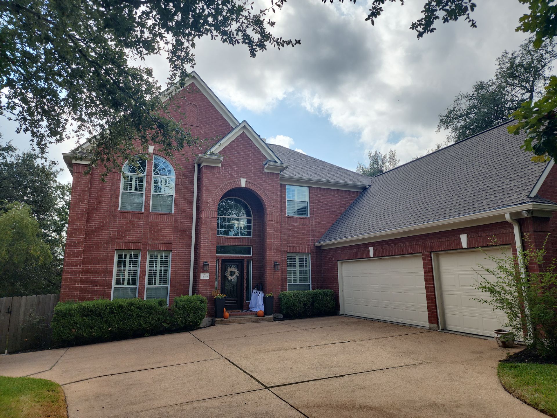A completed project from the Driftwood Builders Roofing portfolio