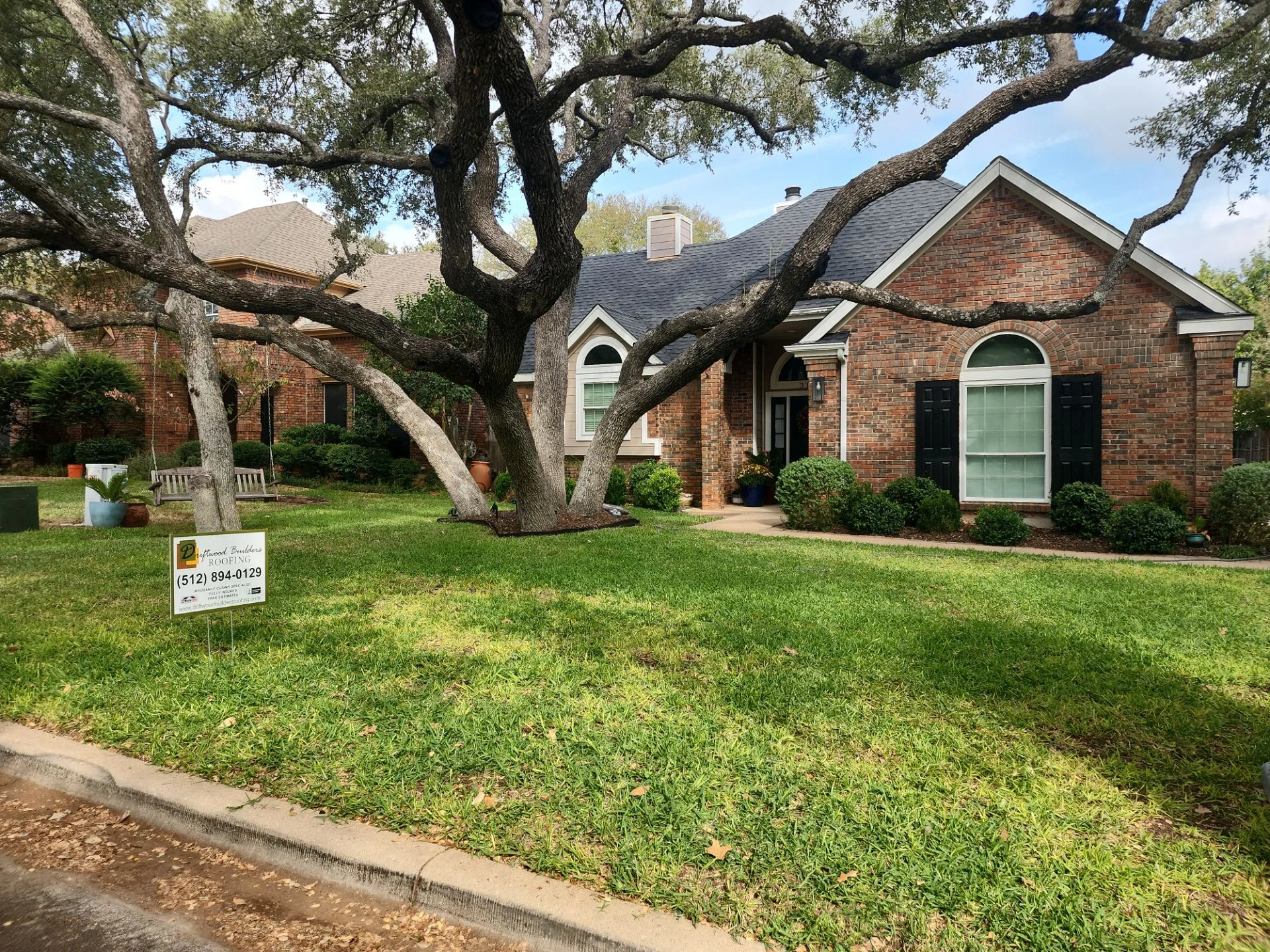 Roofing work by Driftwood Builders Roofing