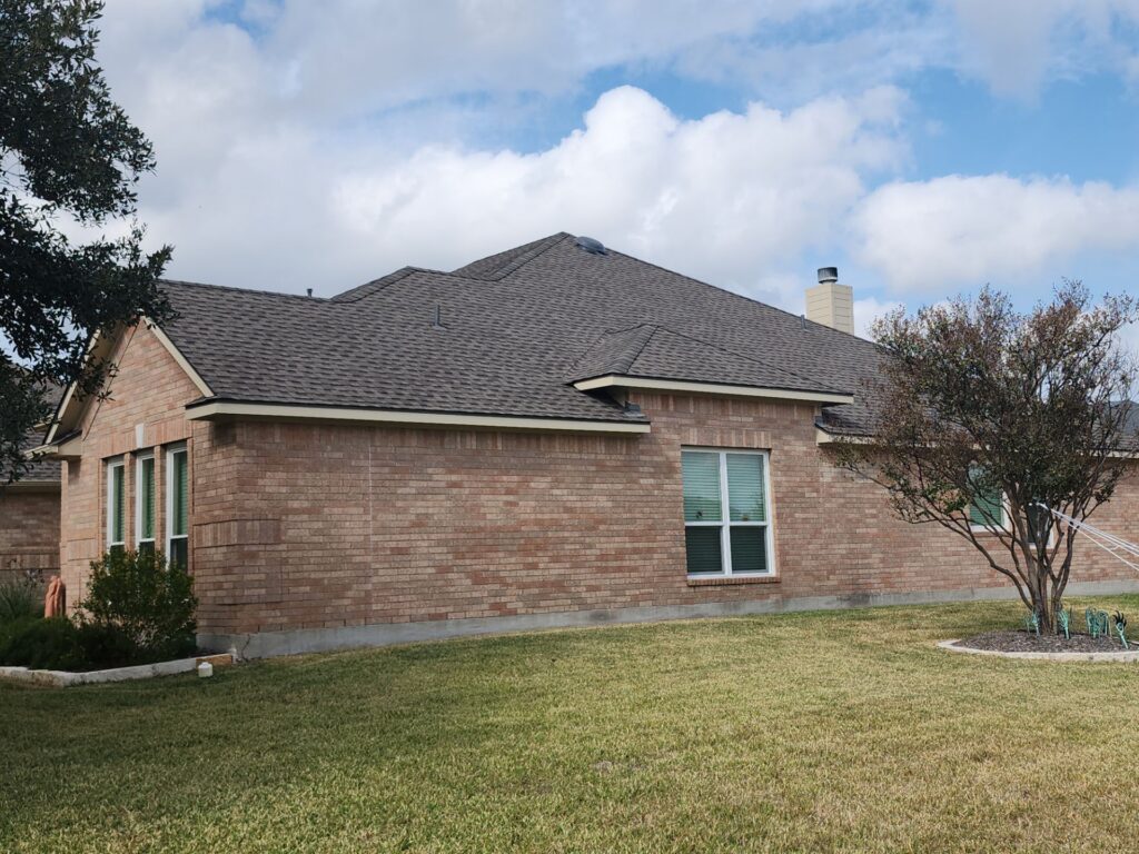 Asphalt shingle roof replacement on Mossback Lane, Circle C, Austin TX 78739